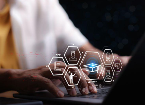 Top Online MBA Courses with AI-Induced Learning Curriculum